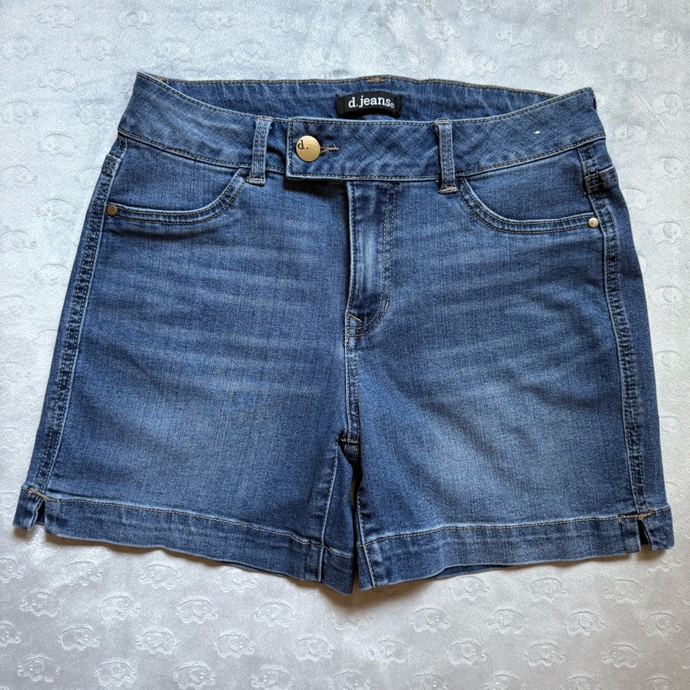 D. Jeans Women's‎ Blue Denim Shorts Size 4
